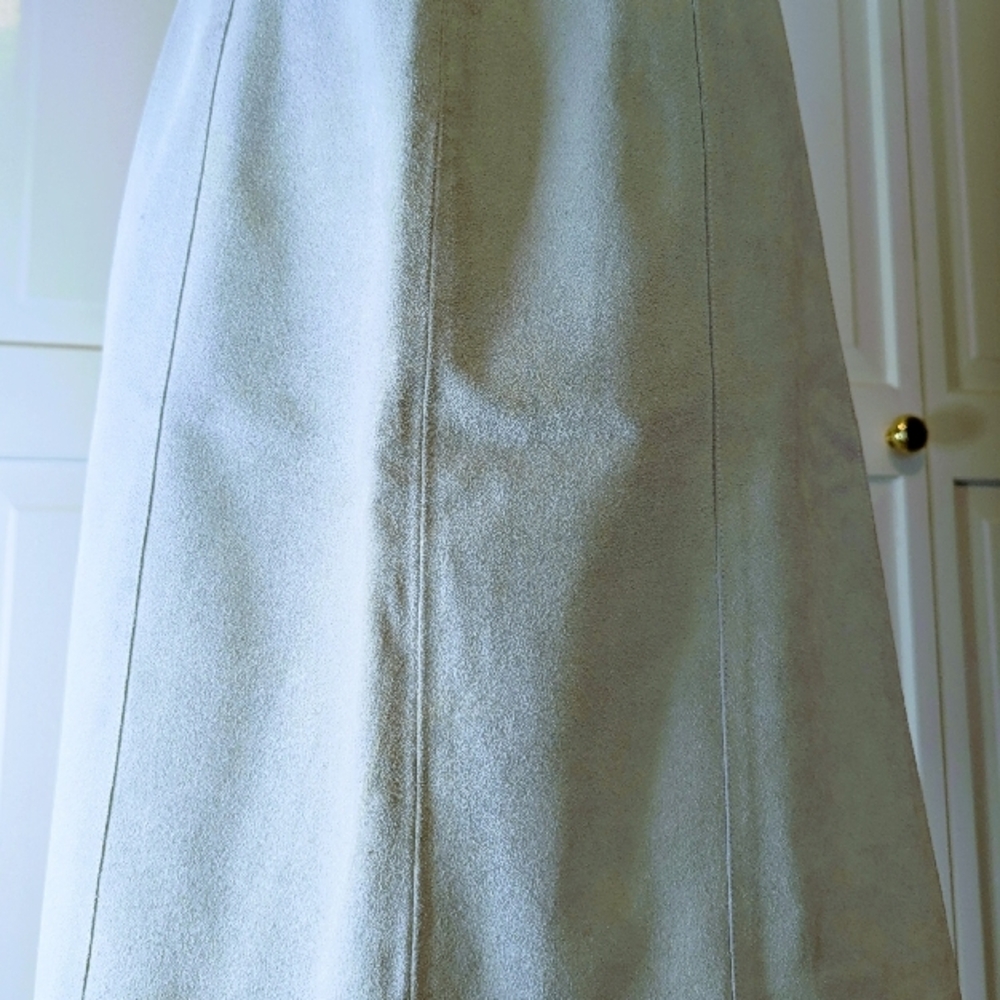 Calvin Klein Elegant Light Powder Blue A-Line Suede Skirt